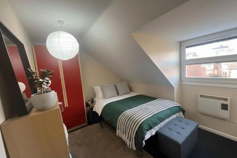 6 bedroom semi-detached house to rent, City Road, Nottingham, NG7