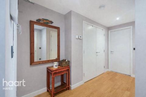 2 bedroom apartment for sale, Churchill Road, UXBRIDGE