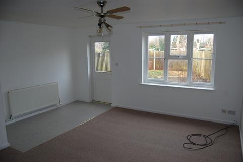 2 bedroom semi-detached house for sale, South Road, Hailsham BN27