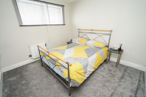 3 bedroom apartment for sale, Grasmere Way, Linslade, Leighton Buzzard