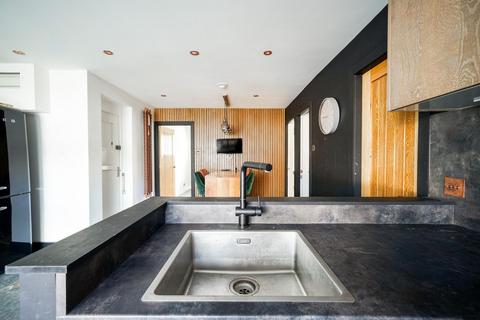 3 bedroom apartment for sale, Grasmere Way, Linslade, Leighton Buzzard