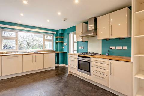 4 bedroom semi-detached house to rent, Bennys Way, Coton, Cambridge, Cambridgeshire, CB23