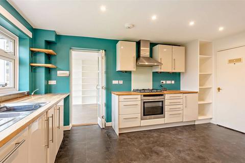 4 bedroom semi-detached house to rent, Bennys Way, Coton, Cambridge, Cambridgeshire, CB23