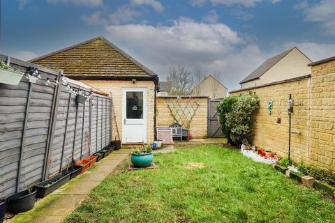 4 bedroom end of terrace house for sale, Elmhurst Way, Carterton OX18