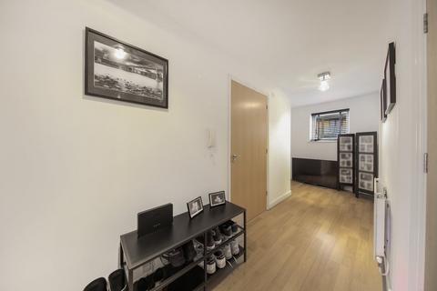 undefined, Harry Close, Croydon, CR0