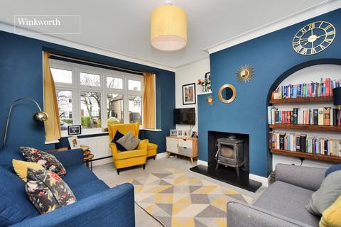 4 bedroom end of terrace house for sale, Elmstead Gardens, Worcester Park, Surrey, KT4