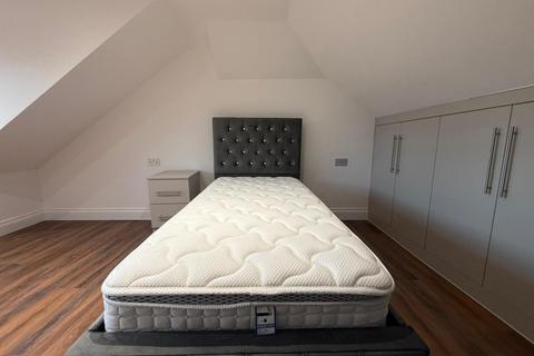 3 bedroom flat to rent, Alders Road, Greater London HA8