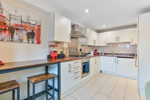 3 bedroom terraced house for sale, Langtree Avenue, Cippenham Green, Slough, SL1