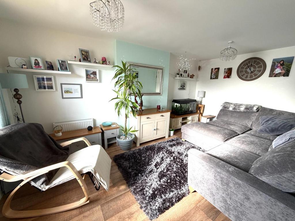 Living Room.JPG