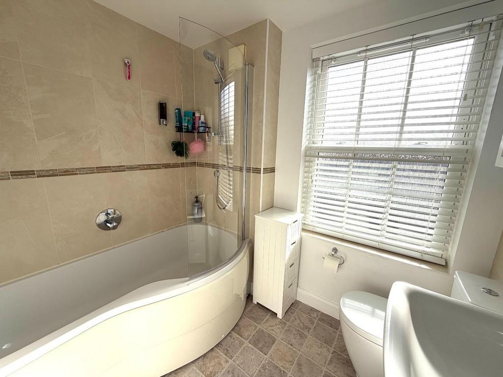 Bathroom.JPG