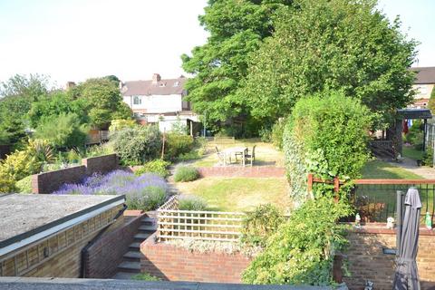 undefined, En Suite Room 6 241B Beechwood Road, Luton, Bedfordshire, LU4 9RA