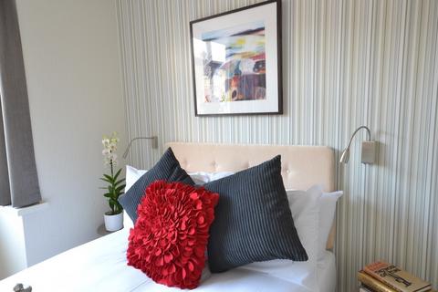 undefined, En Suite Room 6 241B Beechwood Road, Luton, Bedfordshire, LU4 9RA