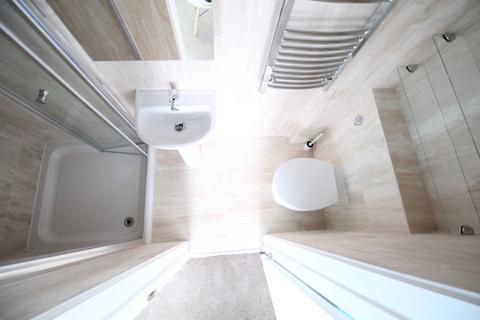 undefined, En Suite Room 6 241B Beechwood Road, Luton, Bedfordshire, LU4 9RA
