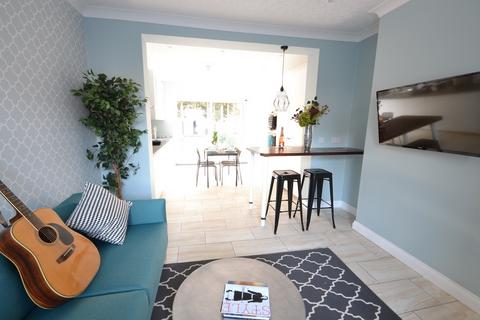 undefined, En Suite Room 6 241B Beechwood Road, Luton, Bedfordshire, LU4 9RA