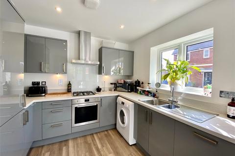 3 bedroom detached house for sale, Kemp Close, Ash, Aldershot, Surrey, GU12