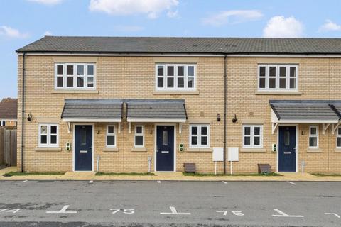 2 bedroom terraced house for sale, Greenhouse Close, Buckingham Fields NN4