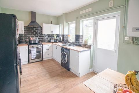 2 bedroom terraced house for sale, Stafford Gardens, Cheshire CH65