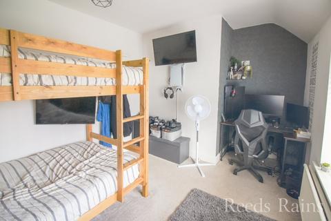 2 bedroom terraced house for sale, Stafford Gardens, Cheshire CH65