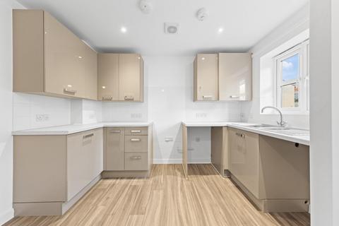 2 bedroom end of terrace house for sale, Greenhouse Close, Buckingham Fields NN4