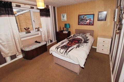 undefined, Royal Gardens, West Yorkshire LS10