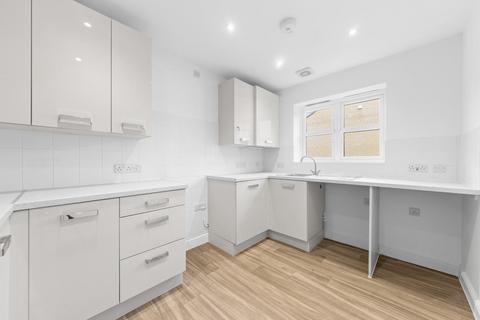 2 bedroom terraced house for sale, Greenhouse Close, Buckingham Fields NN4