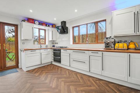4 bedroom detached house for sale, Green Lane, Southampton SO31