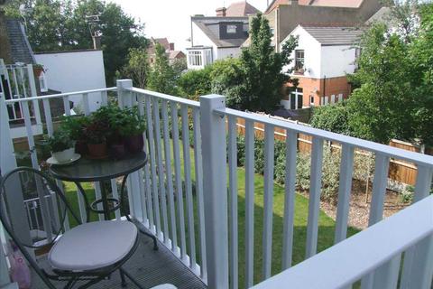 2 bedroom apartment for sale, 7-9 Pembury Road, Westcliff on Sea SS0