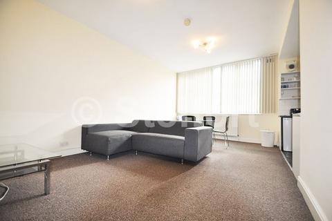 2 bedroom apartment to rent, Camden Road, London, N7
