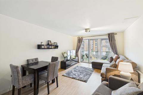 undefined, Queen Mary Avenue, London