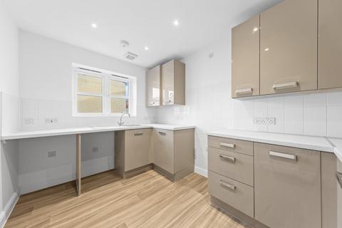2 bedroom end of terrace house for sale, Greenhouse Close, Buckingham Fields NN4