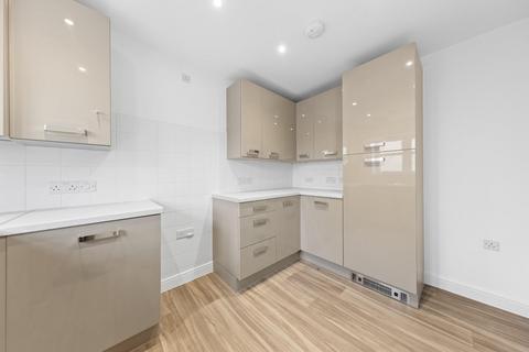 2 bedroom end of terrace house for sale, Greenhouse Close, Buckingham Fields NN4