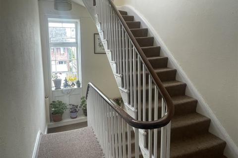 undefined, Hewlett Road, Cheltenham