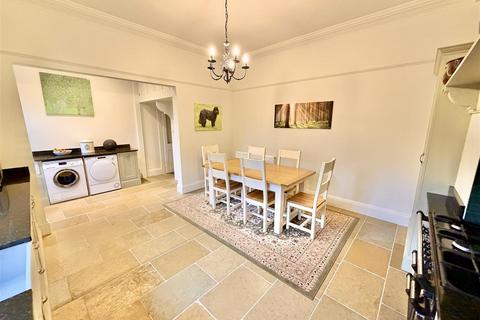 5 bedroom terraced house for sale, Elmfield Terrace, Halifax