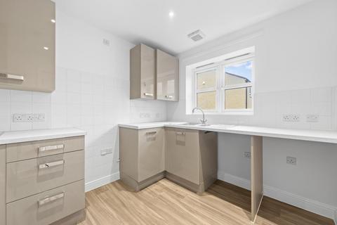 undefined, Greenhouse Close, Buckingham Fields NN4