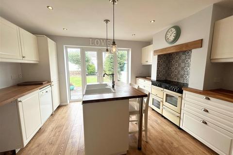 undefined, Austin Avenue, Laleston, Bridgend County Borough, CF32 0LG