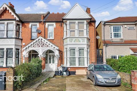 4 bedroom end of terrace house for sale, Belmont Road, Ilford