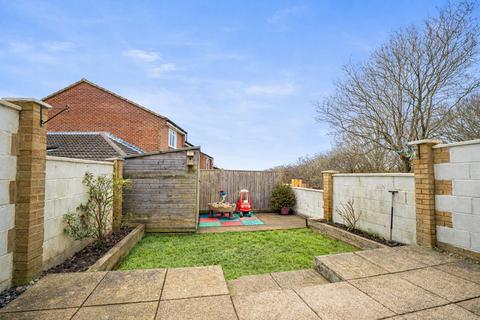 2 bedroom semi-detached house for sale, Warren Close, St. Leonards-On-Sea