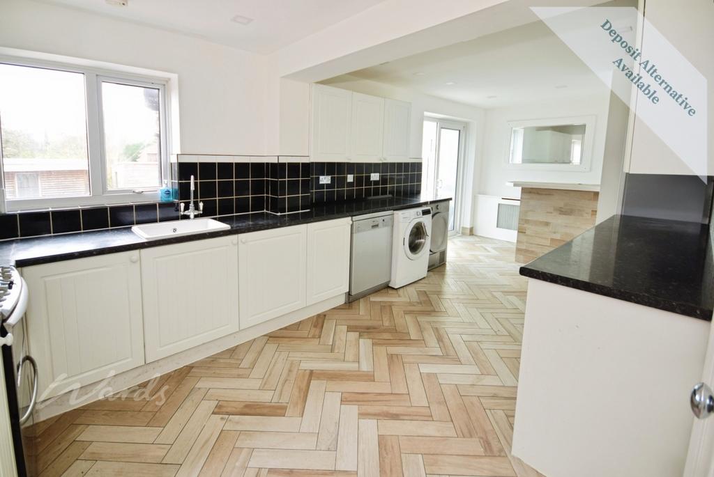 Maidstone kitchen 1