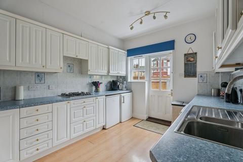 4 bedroom detached house for sale, Hagden Lane, Watford WD18