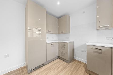 undefined, Greenhouse Close, Buckingham Fields NN4