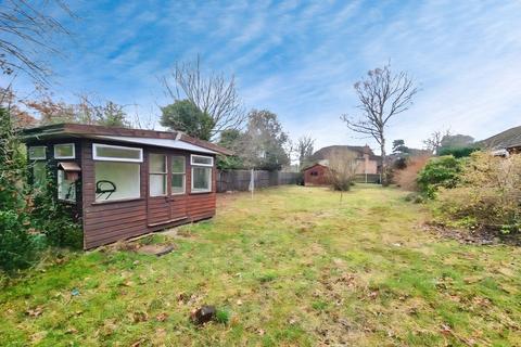 3 bedroom bungalow for sale, Foxhall Road, Ipswich, IP4