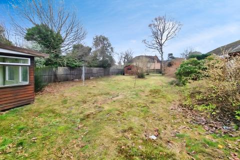 3 bedroom bungalow for sale, Foxhall Road, Ipswich, IP4