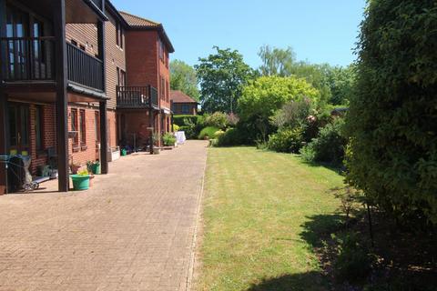 1 bedroom retirement property for sale, Hamble Lane, Hamble, Southampton, SO31 4QE
