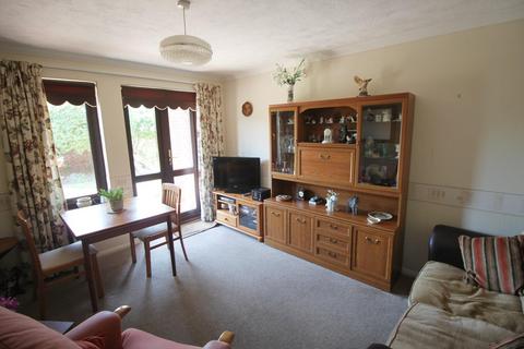 1 bedroom retirement property for sale, Hamble Lane, Hamble, Southampton, SO31 4QE