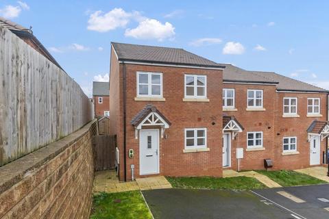 undefined, Greenhouse Close, Buckingham Fields NN4