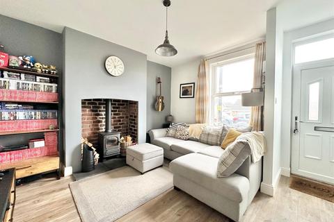 2 bedroom end of terrace house for sale, Meadow Lane, Disley, Stockport