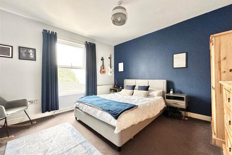 2 bedroom end of terrace house for sale, Meadow Lane, Disley, Stockport
