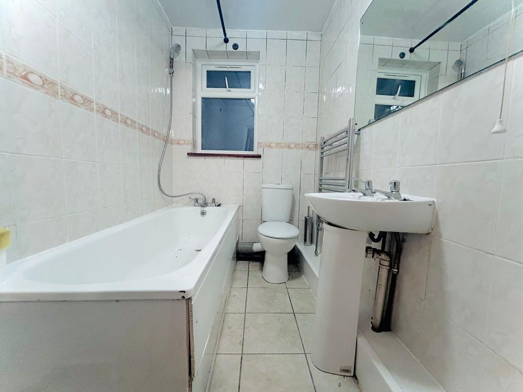 Ground Floor Bathroom