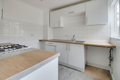 2 bedroom terraced house to rent, Cambridge Street, St. Neots PE19