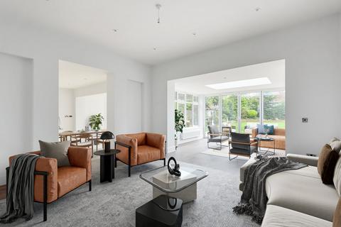 4 bedroom semi-detached house for sale, Orchard Road, Bromley, BR1